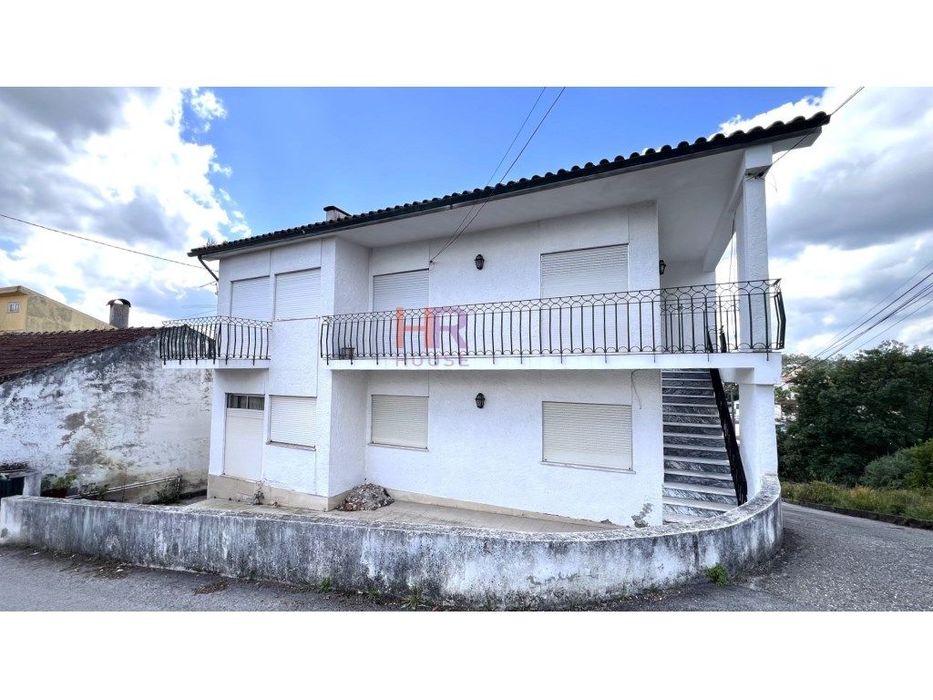 Arrenda-se Apartamento T4 Fala - Coimbra