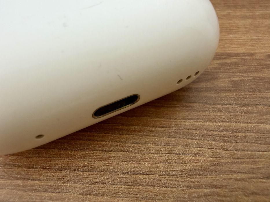 AirPods Pro 2nd gen 2a ger usb c