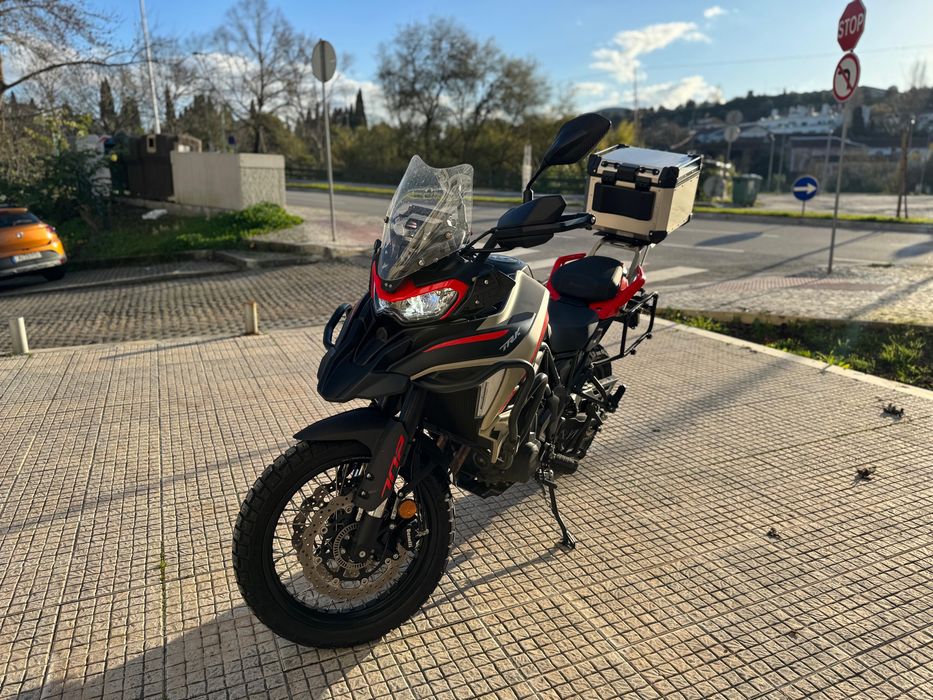 Benelli TRK 702 (Impecável + Garantia)