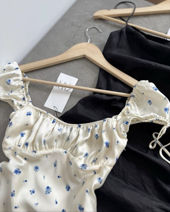 Квіткова сукня zara