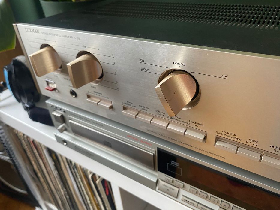 Wzmacniacz Luxman L-215