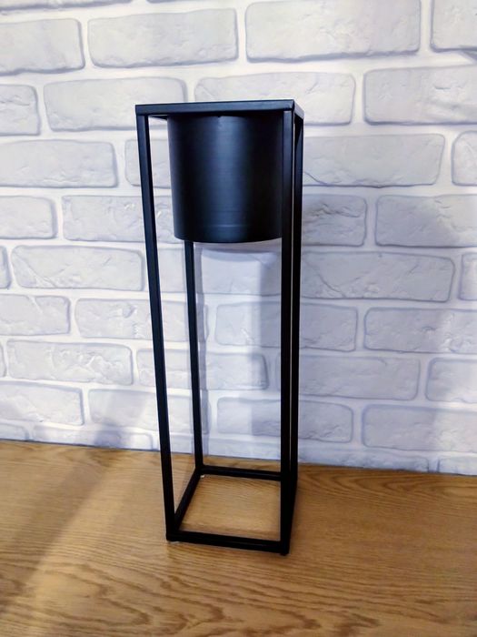 Donica, kwietnik metalowy