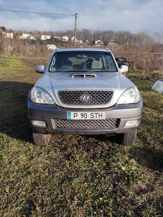 Бампер Hyundai Terracan 2001-06
