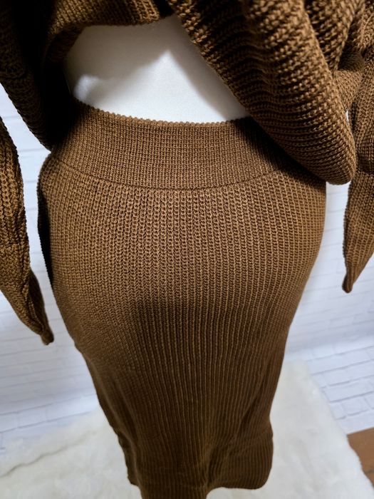 Sweterkowy komplet spodnica midi sweter czekolada Hit Premium