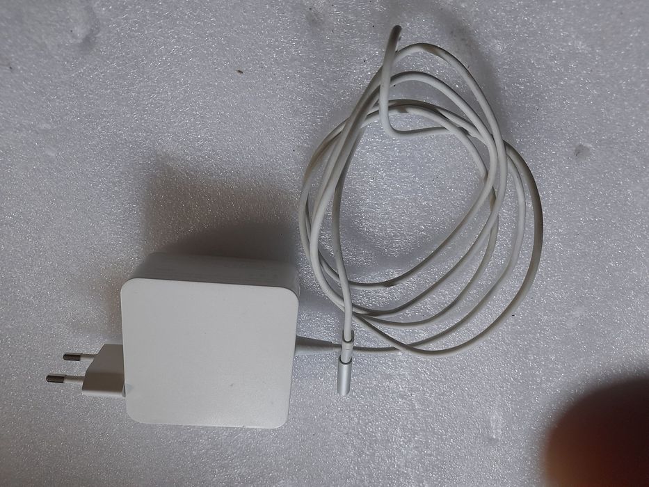 Ładowarka do laptopa APPLE 60W 16,5V 3,65A MgSafe1 L-type