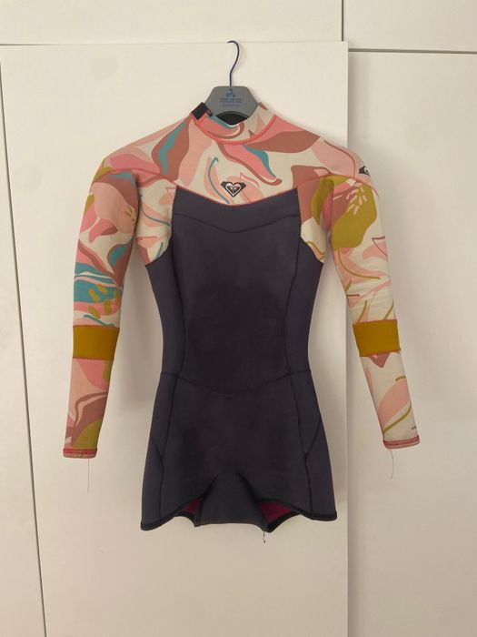 Fatos de Surf Mulher Roxy e Bilabong