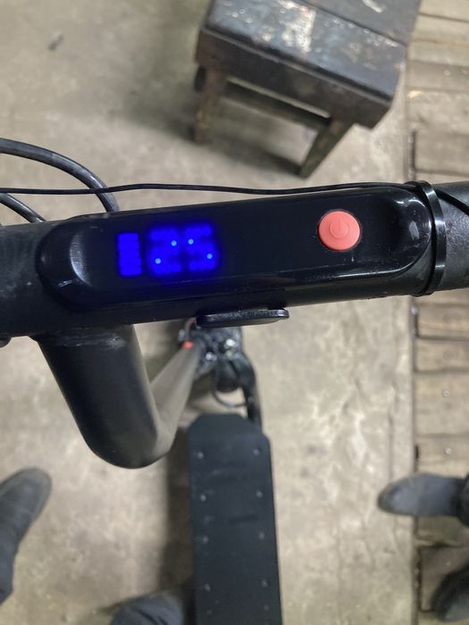 Продам самокат 350w