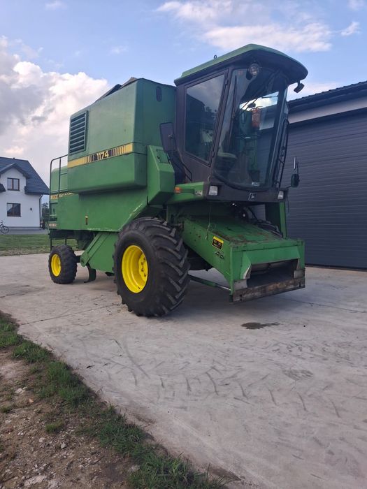 Комбайн John Deere