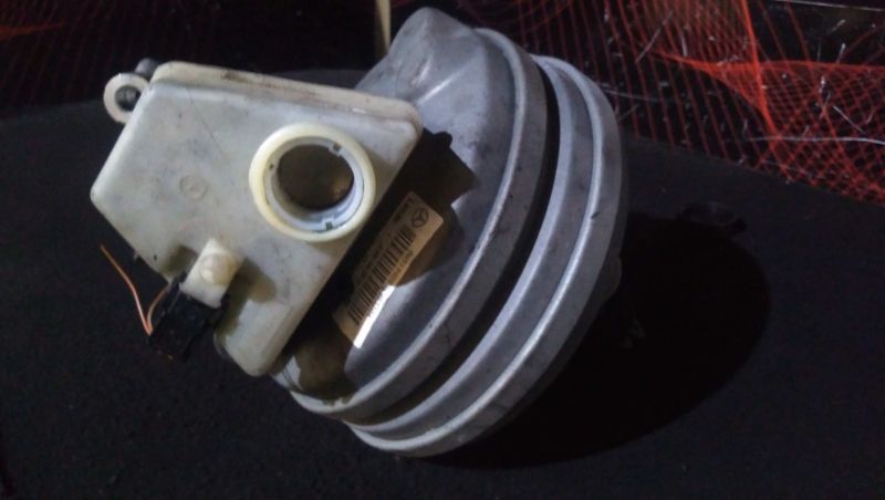 Servofreio Mercedes-Benz E-Class (W210)