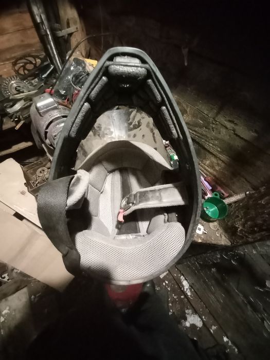 Продам кроссовый шлем