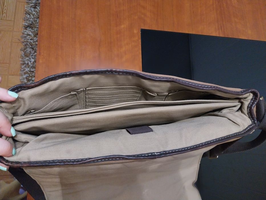 Mochila/mala para portátil em pele