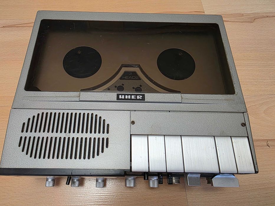 Uher 4400 Report Monitor magnetofon reporterski