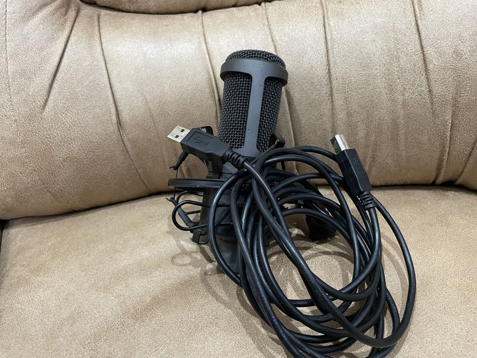 Кондинсаторний мікрофон Audio-Technica 2020 usb