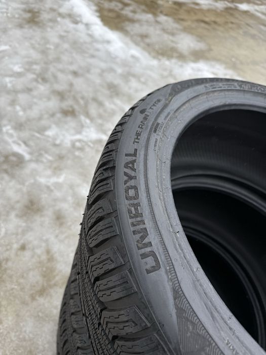 255/40/19 Uniroyal MS Plus 77