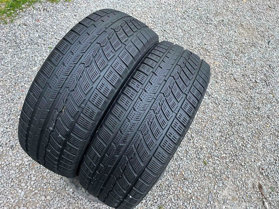 Opony 215/55R18 Fortune FSR-901 Zima 2sztuki 6,29mm bieżnika