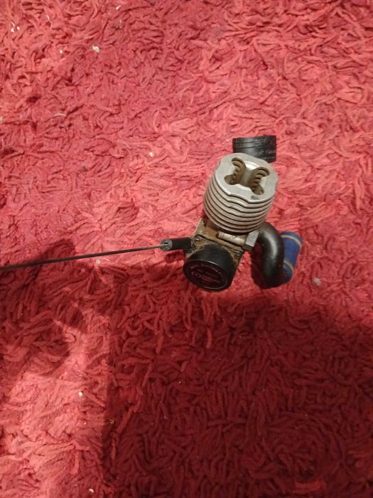 Vendo motor thungder tiger a gasolina para cr 1/10