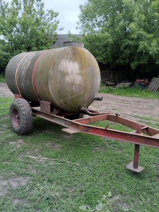 Бочка на колесах (4 куб.)