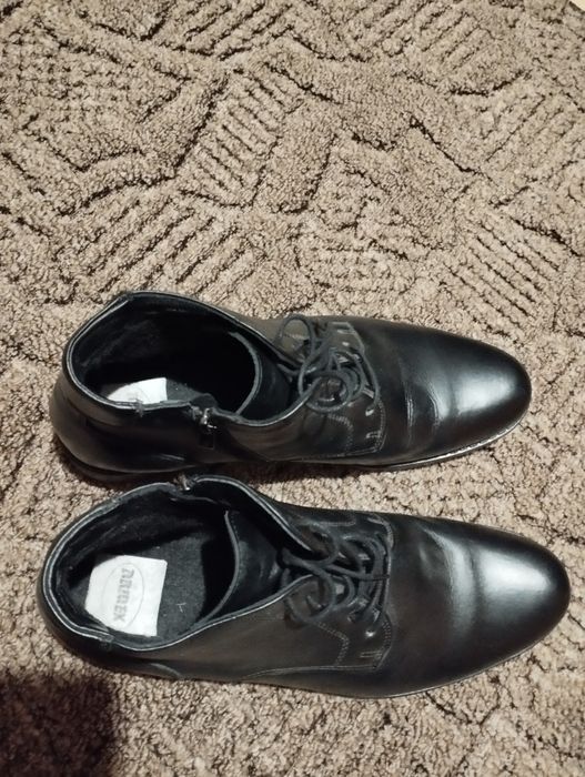 Sprzedam buty wojskowe galowe, zimowe