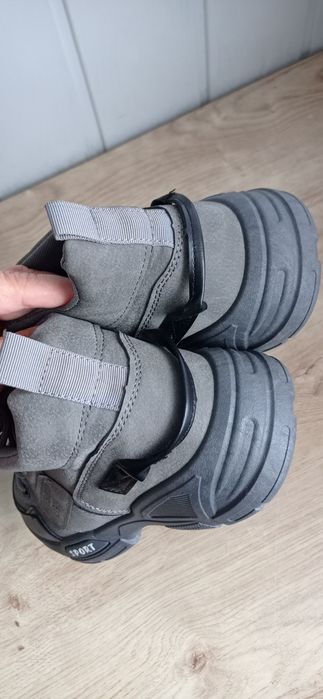 Buty sportowe męskie 43, 5 -27,5 cm