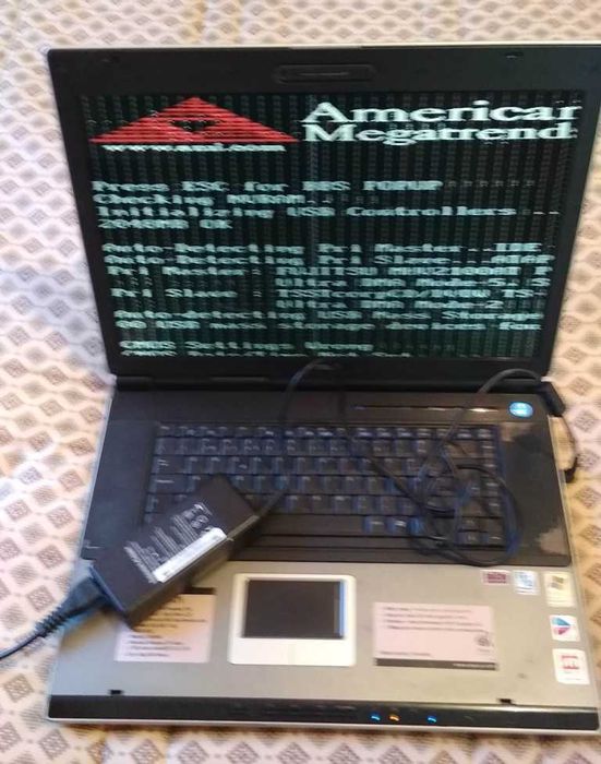 Pasta para computador portátil, como nova..