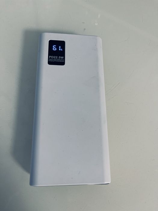Power Bank HINNE 20000 mAh – зовнішній акумулятор з LED-дисплеєм та подвійним USB-виходом