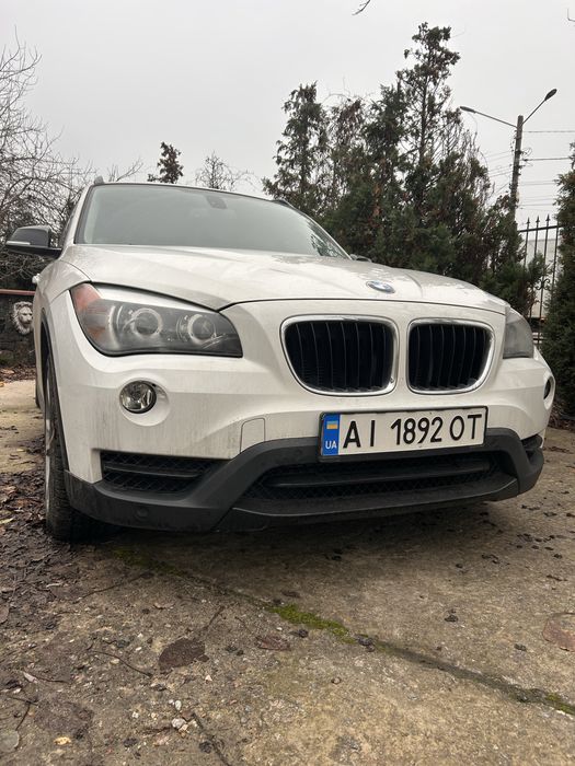 BMW x1 Xdrive28I 2013 року