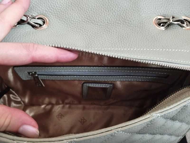 Nowa skórzana torebka na łańcuszku pasku pikowana Kazar