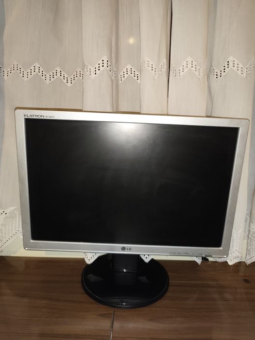 Monitor LG 19 polegadas vga