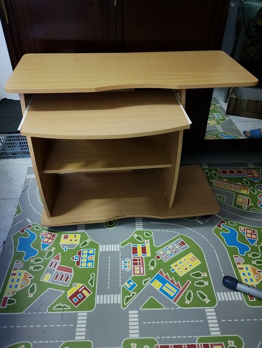 Secretaria com rodas