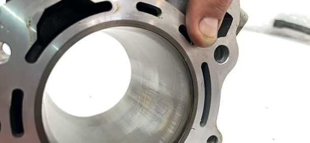 TGB Blade target 425,525,550 Cylinder z tłokiem KPL