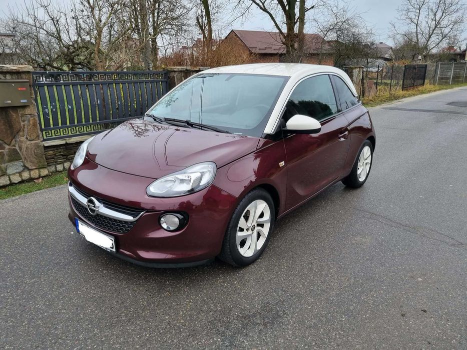 Opel  ADAM   2018r      101000 km   Super  Stan