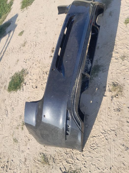 Golf 7 zderzak tylni dyfuzor zaślepka tył do lakierowania czarny