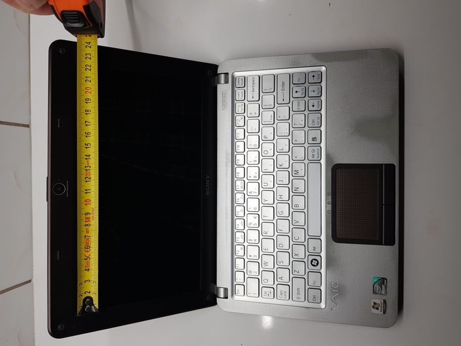 Sony Vaio mini laptop notebook PCG-4V1M
