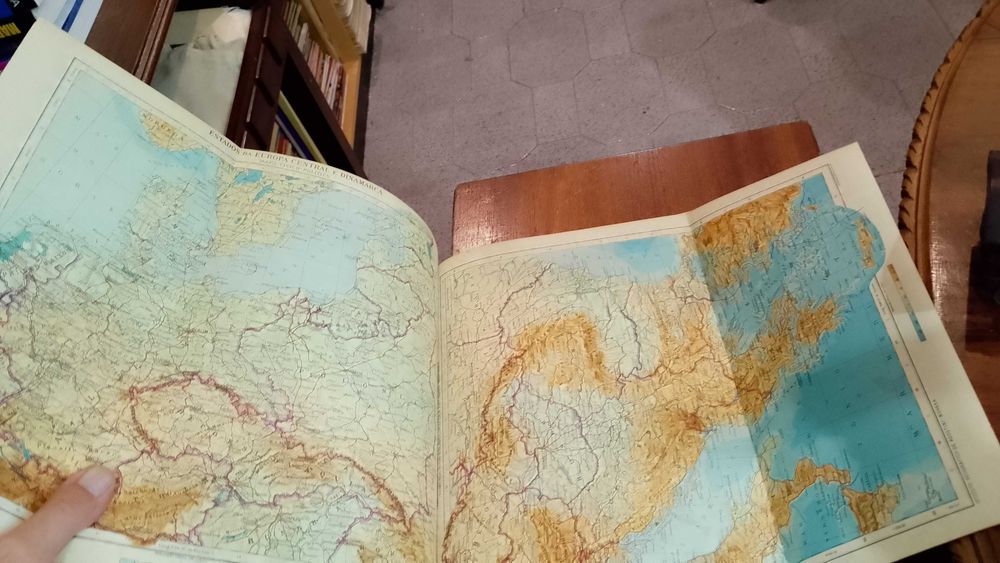 Novo Atlas Escolar Português - João Soares