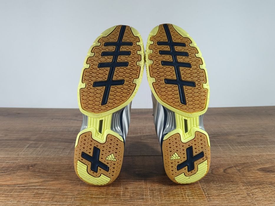 Кросівки Adidas Adipower Stabil 11