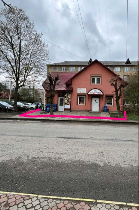 Продаю фасадний магазин 139м2 з власною ділянкою 1сот.