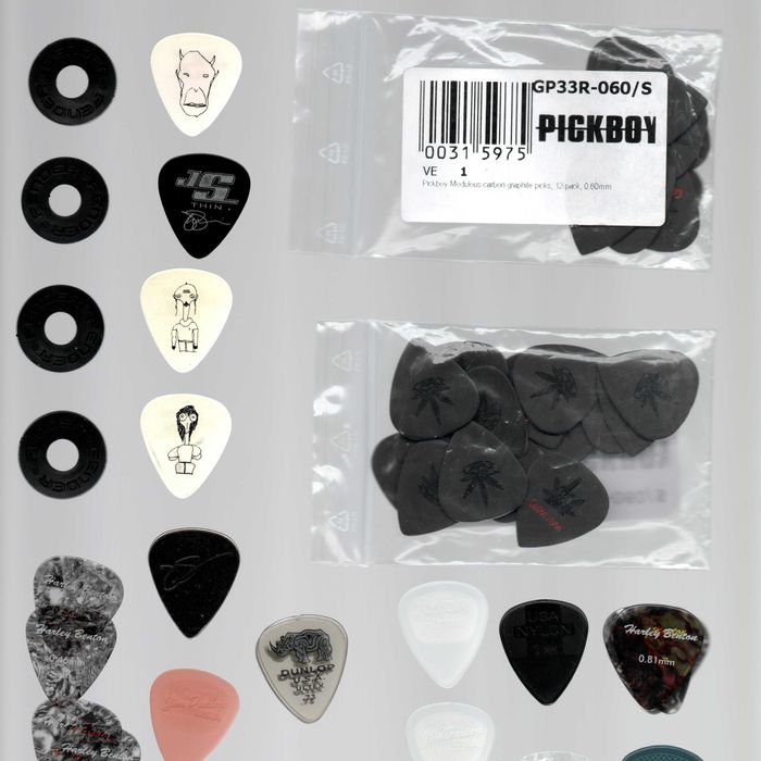 Acessórios para guitarra ou baixo - straps palhetas correias