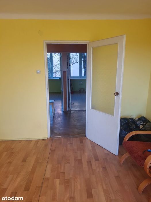 Mieszkanie, 2 pokoje, duży balkon, 1. piętro