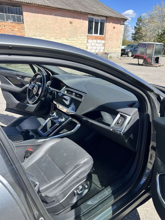Продам Jaguar i-pace EV 400