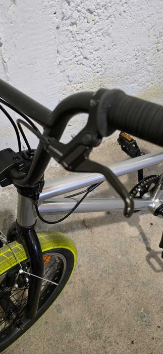 BMX na sprzedaż. Koła 20, pegi w zestawie.