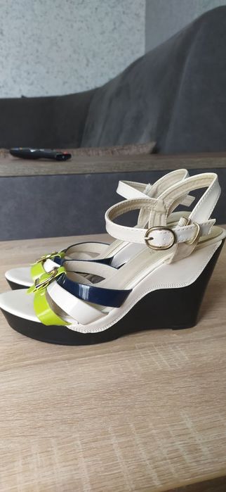 Босоніжки 41 розмір