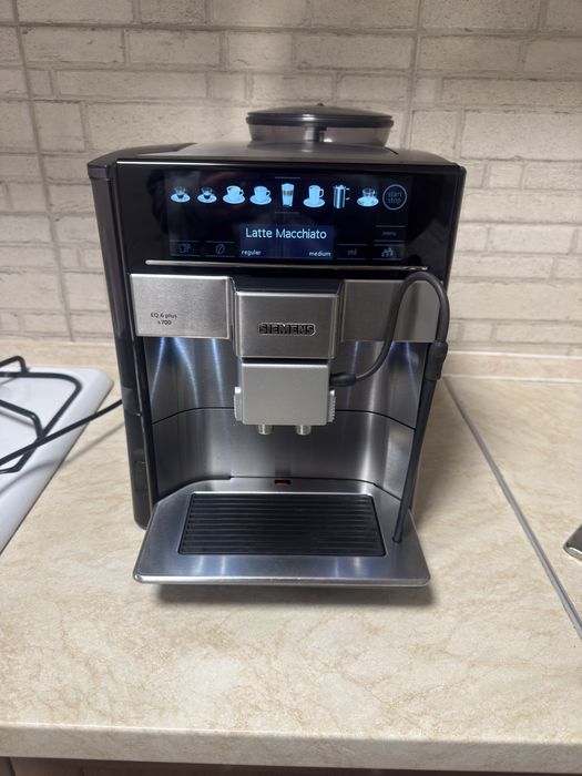 Кавомашина Siemens EQ.6 plus s700