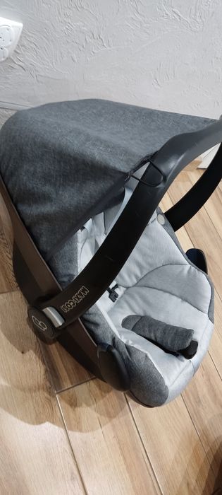 Maxi Cosi nosidełko pebble