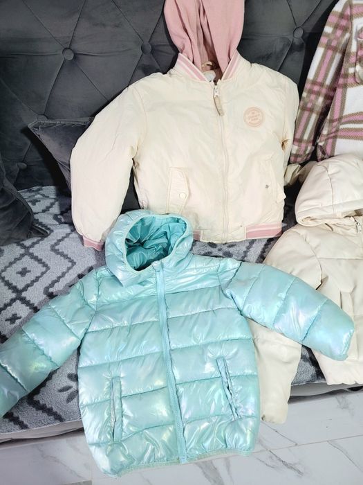 Продам курточки для дівчинки!!!