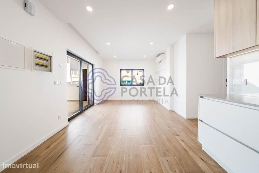 Apartamento T3 com Logradouro e Garagem | Construção 2024 | Torres Ved