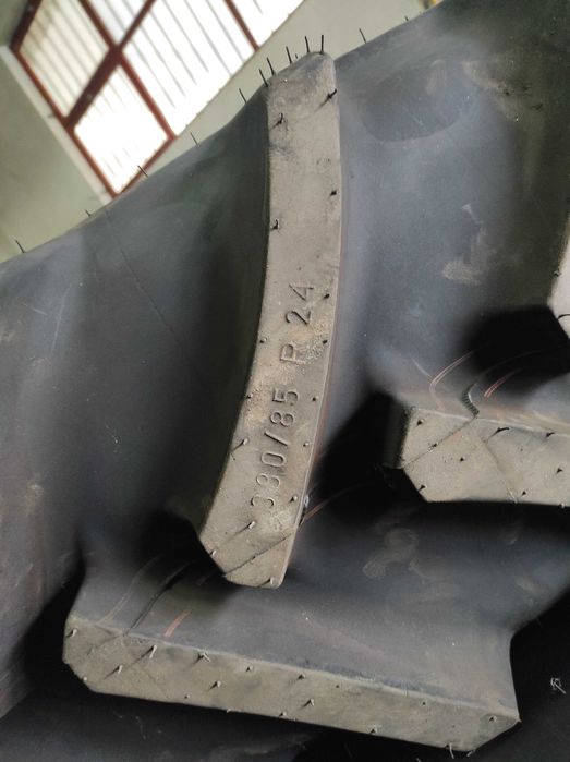 Pneus NOVOS MITAS 380/85R24 460/85R34