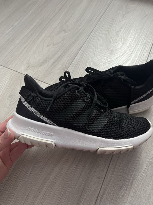Кросівки adidas 38 ,устілка 24,5 см