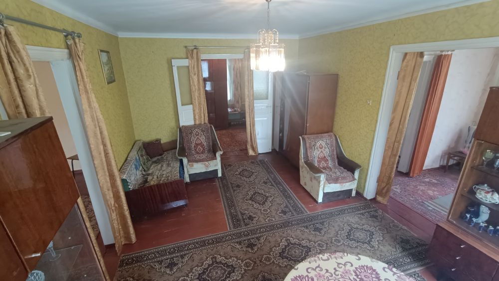 Будинок 102 м², 15 соток, 4 кімнати, 3 гаражі, с. Малинівка, Чугуїв