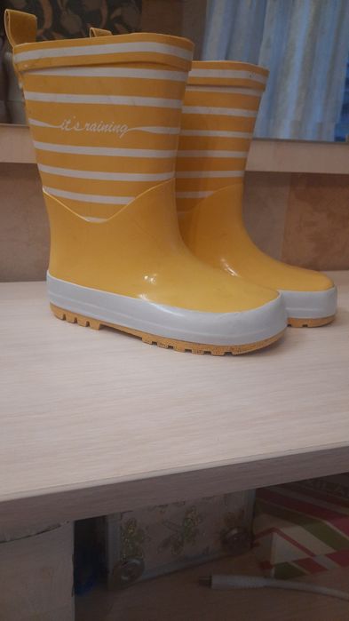 Резинові сапожки