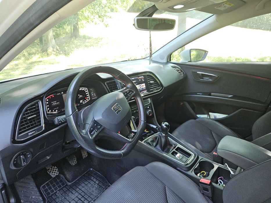 Seat Leon 2019 wersja FR salon PL